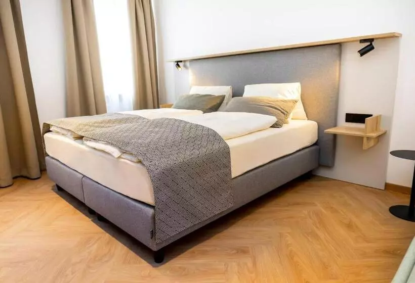 ペンション Zum Lenz