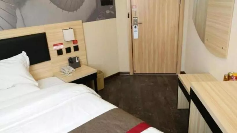 Thank Inn Plus Hotel Jiangsu Suzhou Taicanggang District Fuqiao