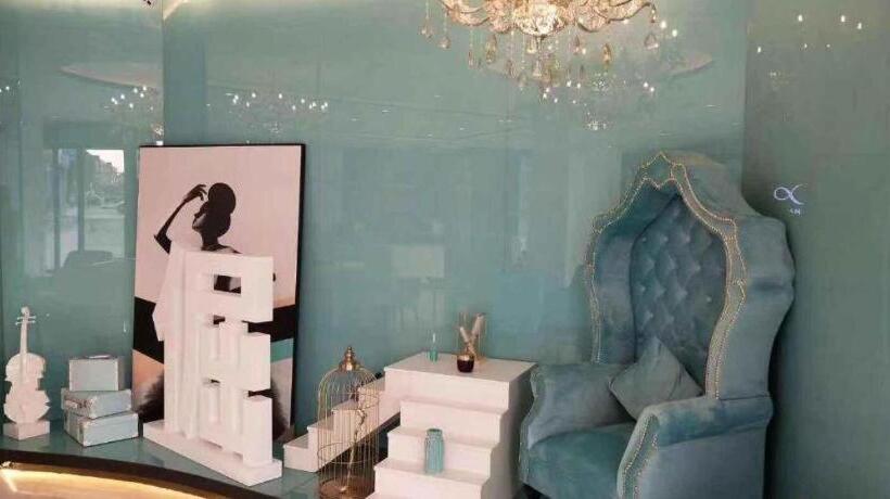 Xana Hotelle·shanghai Songjiang Sports Center Metro Station