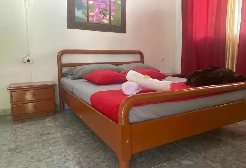 ユースホステル Finca Hotel El Recreo