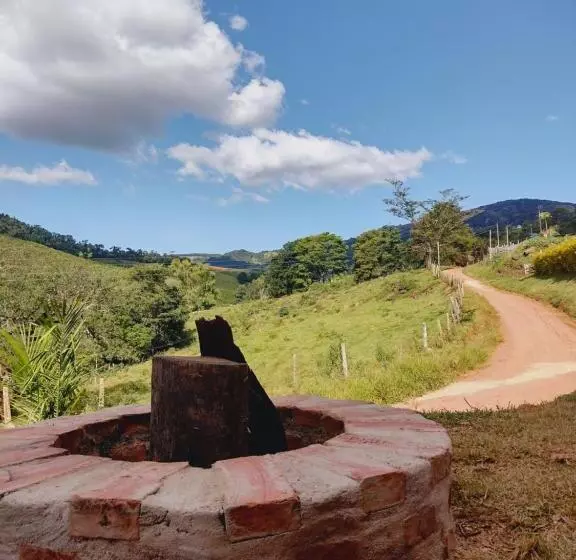 ベッドアンドブレックファースト Chalé Encantos De Minas 2