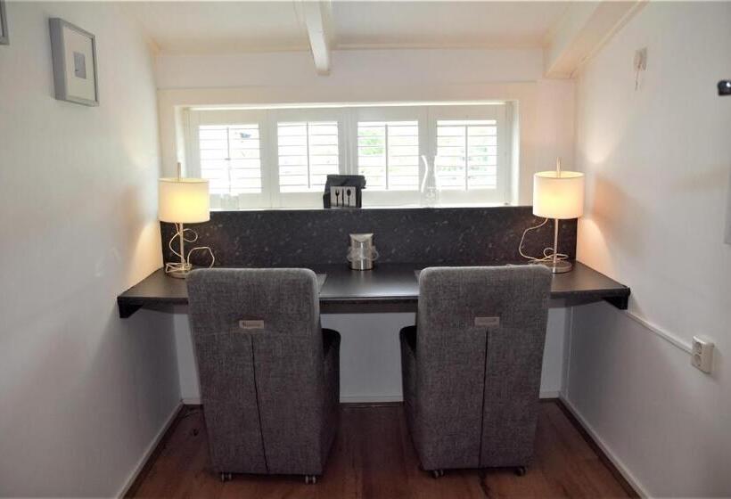 مبيت وإفطار Polderzicht