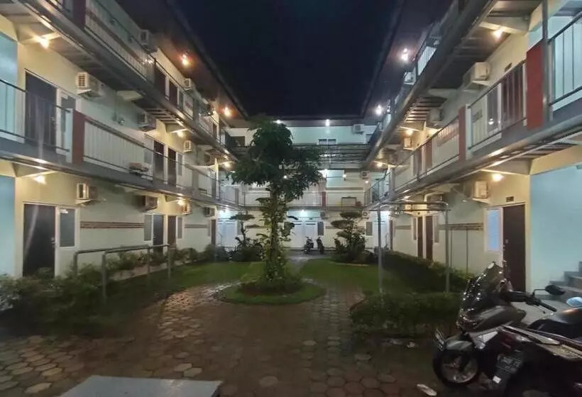 Hotelli Puspiptek Residence Syariah Mitra Reddoorz