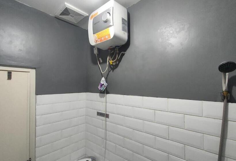 酒店 Puspiptek Residence Syariah Mitra Reddoorz