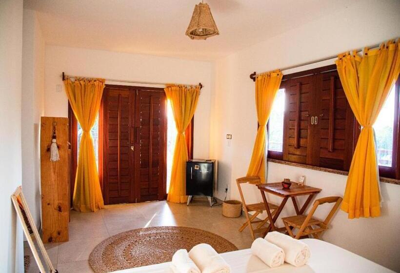 پانسیون Casa Wayra