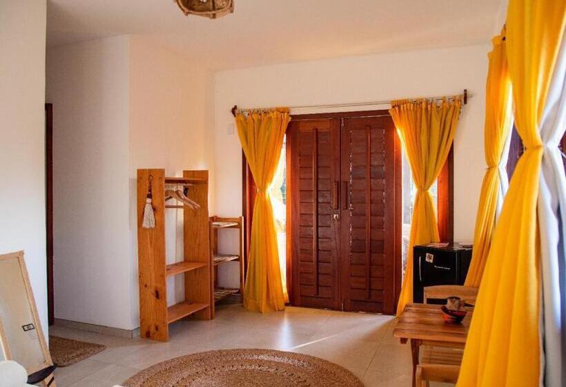 پانسیون Casa Wayra