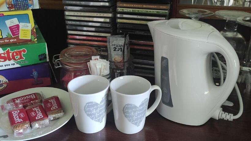 بنسيون Retreat By The Feale