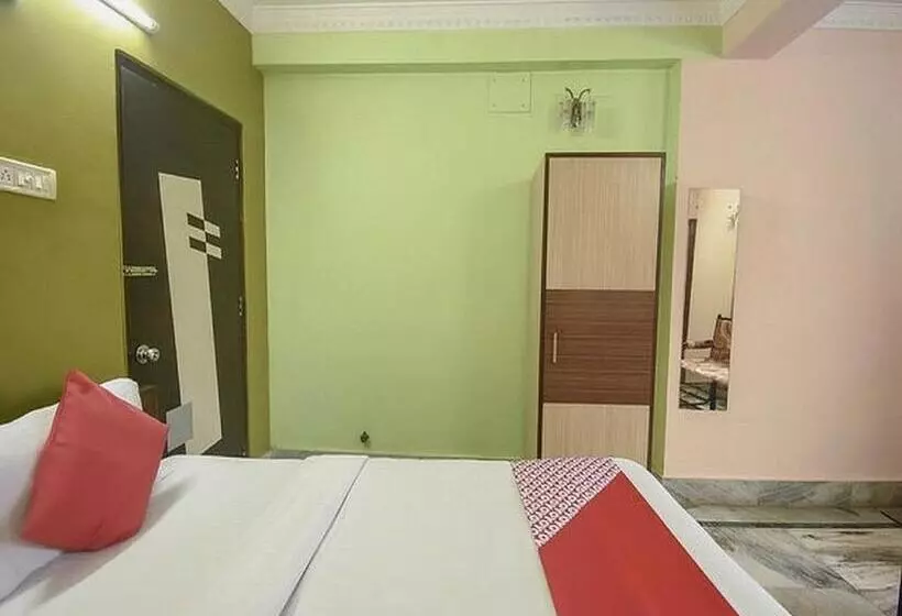 ホテル O Chaudhary