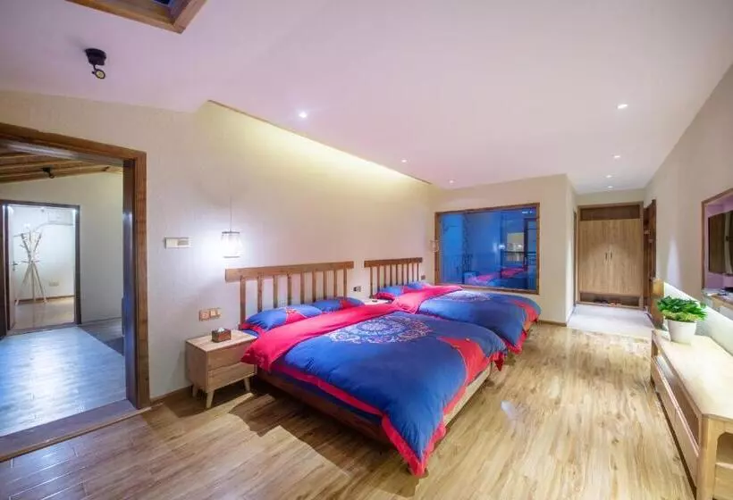 Hotelli Hongfu Villa   Zhangjiajie National Forest Park West Gate