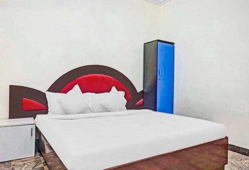 Fabhotel Neethu Residency Nr Avm Film Studio