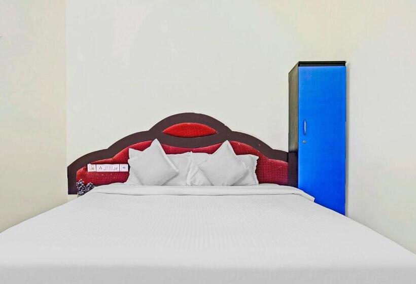 Fabhotel Neethu Residency Nr Avm Film Studio