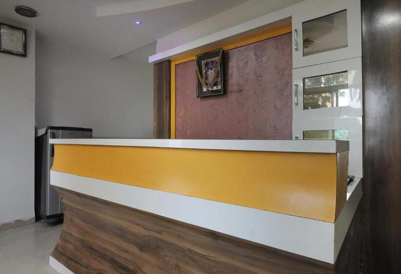 فندق Oyo Seascape Residency