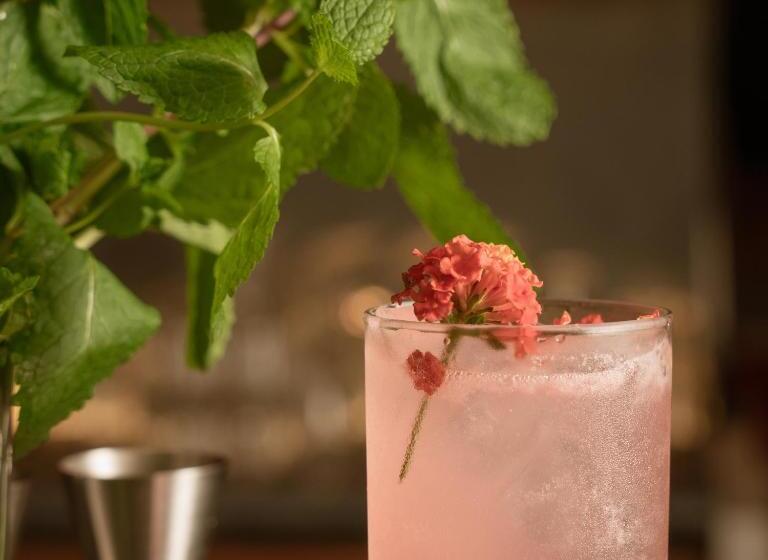 Отель Suneva Wellness & Golf Resort