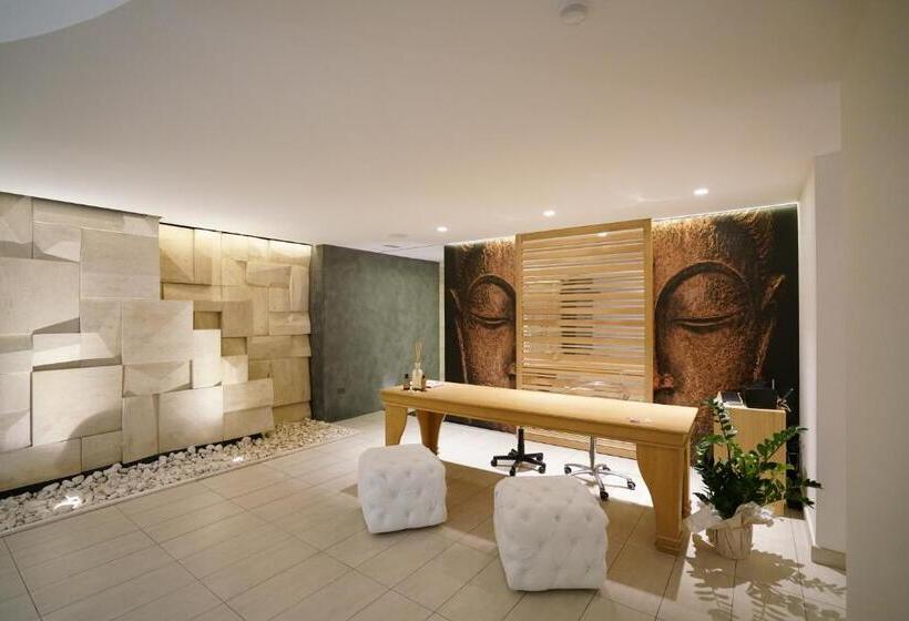 Отель Suneva Wellness & Golf Resort