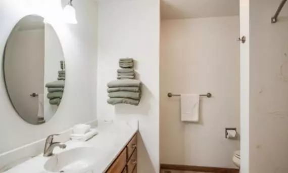 Pend Oreille Shores Resort