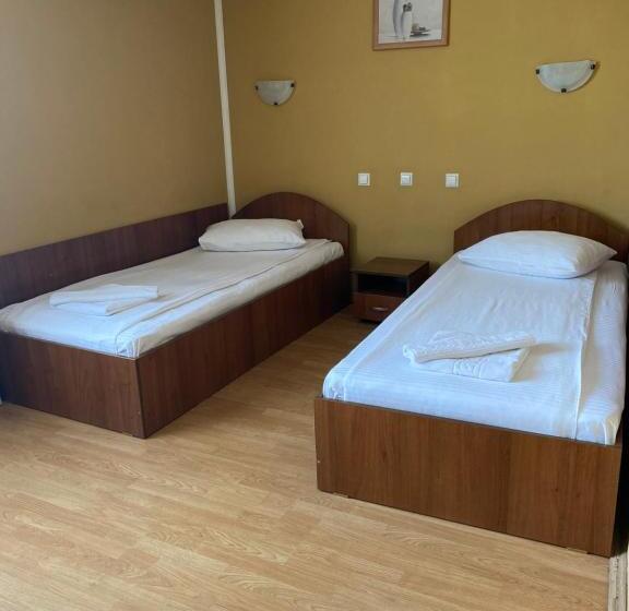 פנסיון Han Km 17