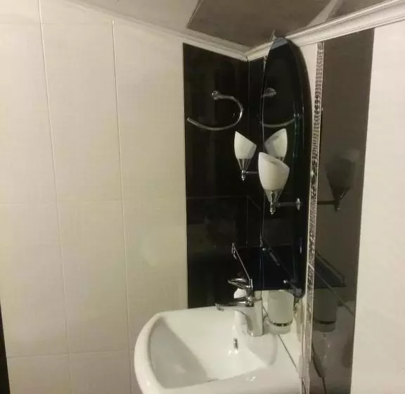 B&b Odzun