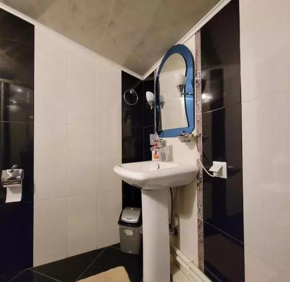 B&b Odzun