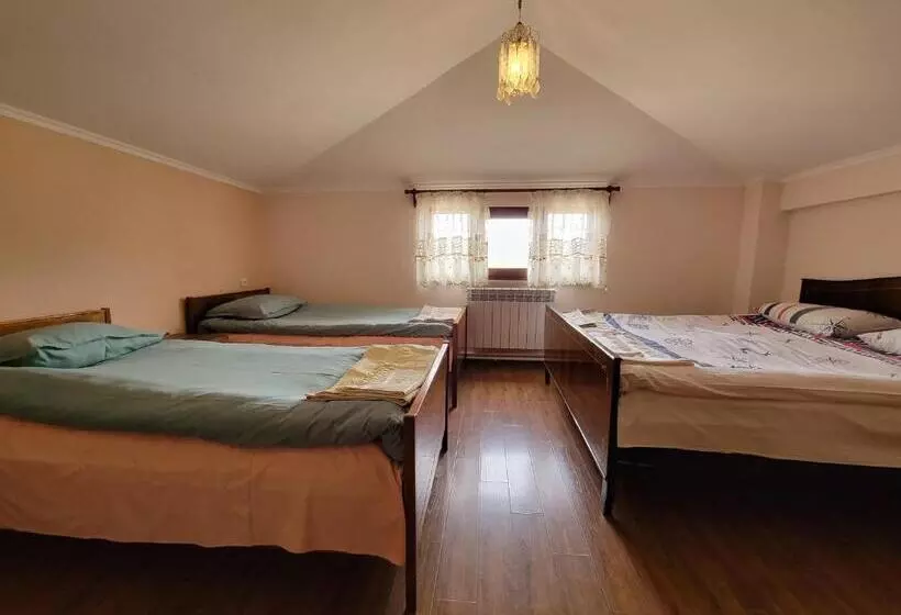 B&b Odzun