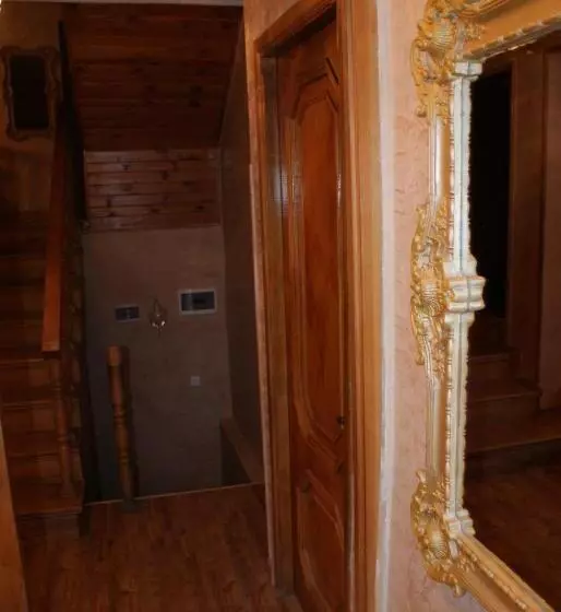 B&b Odzun