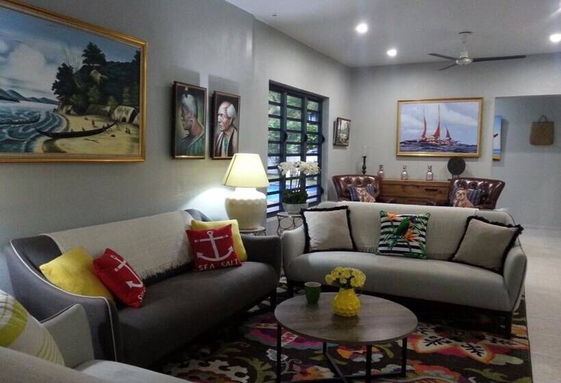 تختخواب و صبحانه Wellesley Hotel Rarotonga