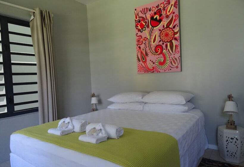 تختخواب و صبحانه Wellesley Hotel Rarotonga