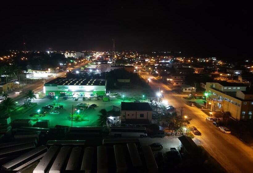 ホテル Golden Tree