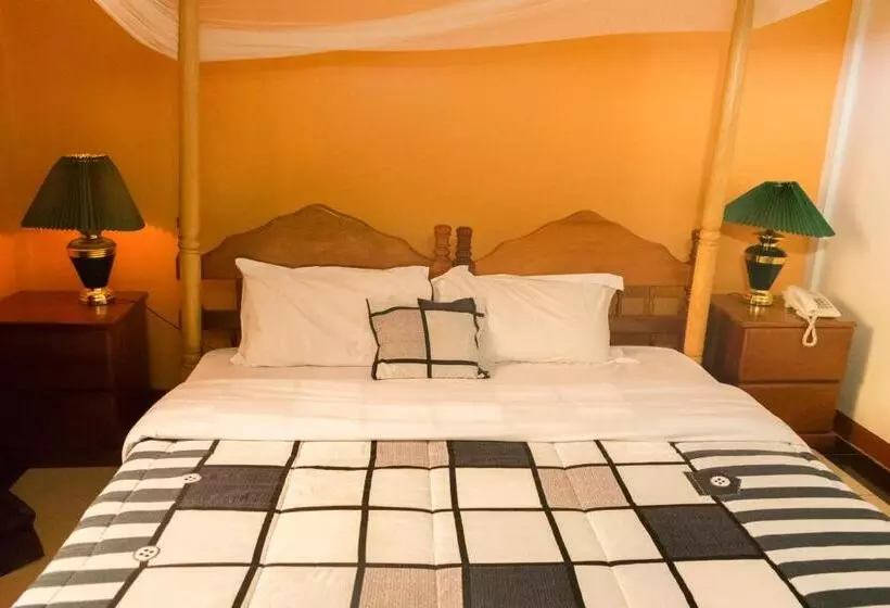 Kayegi Hotel Mbale