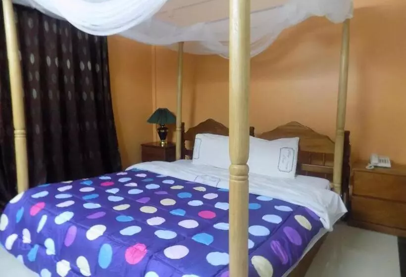 Kayegi Hotel Mbale