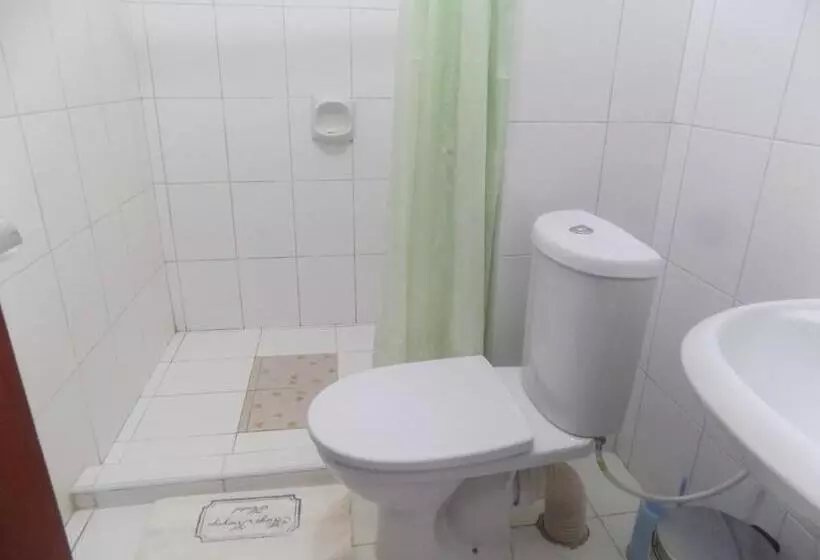 Kayegi Hotel Mbale
