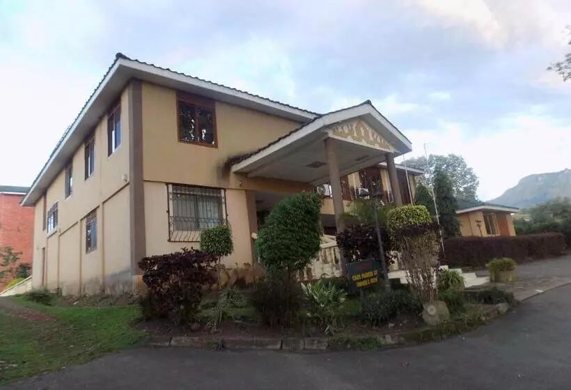 Kayegi Hotel Mbale