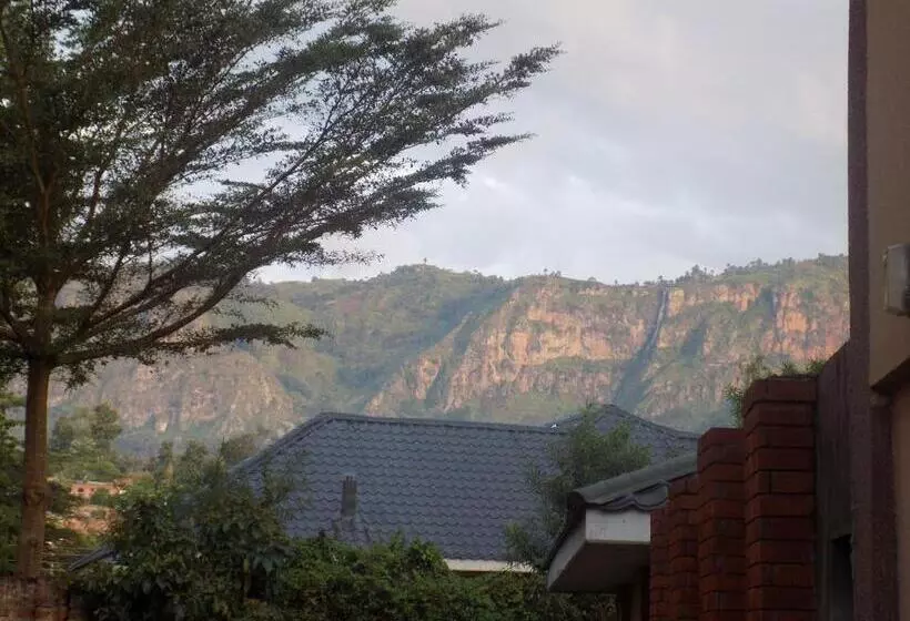 Kayegi Hotel Mbale