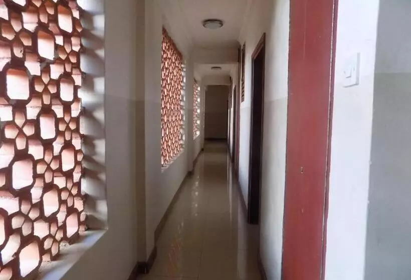 Kayegi Hotel Mbale