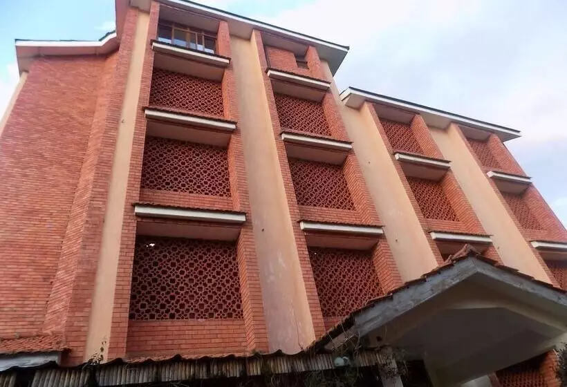 Kayegi Hotel Mbale