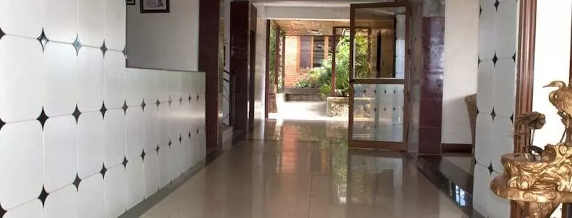 Kayegi Hotel Mbale