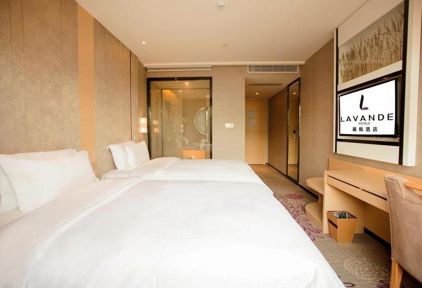 Lavande Hotel Guangzhou Panyu Changlong Zhong Hua Food City Branch