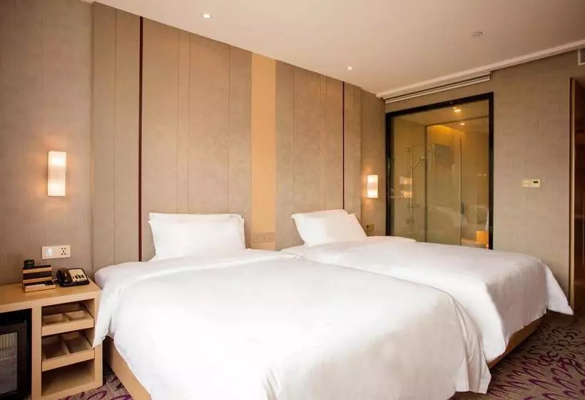 Lavande Hotel Guangzhou Panyu Changlong Zhong Hua Food City Branch