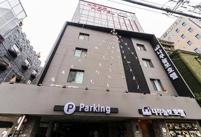 مُتل Busan Sasang Namuneulbo