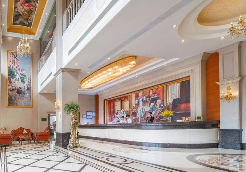 Vienna Hotel Songgang Yanchuan Road