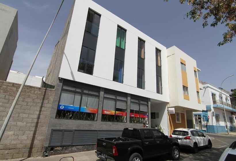 هاستل Deluxe Apart