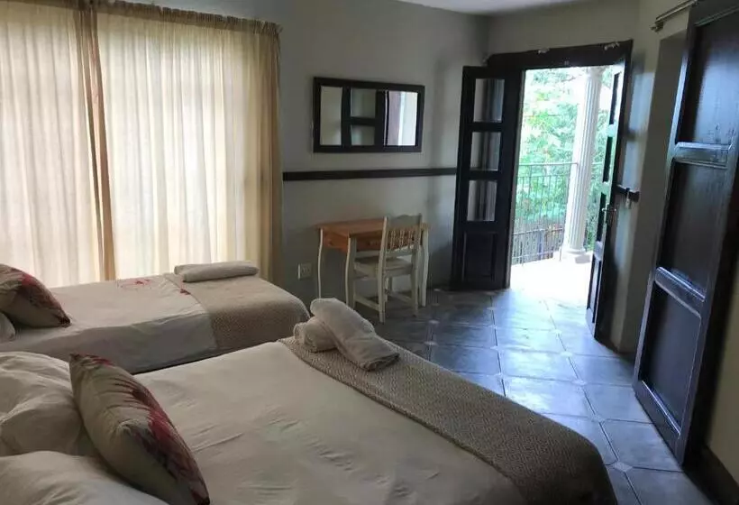 Retkeilymaja Komati Kruger Villas