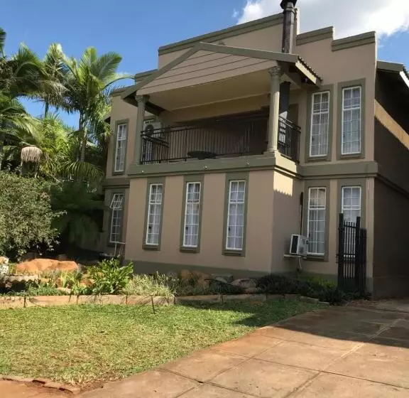 Retkeilymaja Komati Kruger Villas