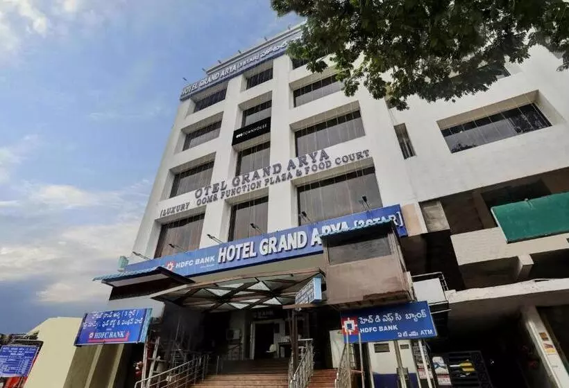 ホテル Townhouse Eluru