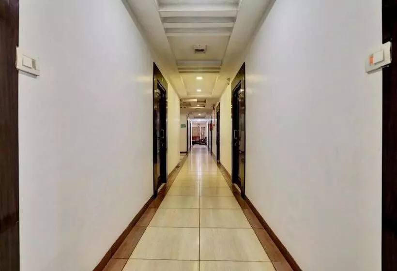 ホテル Townhouse Eluru