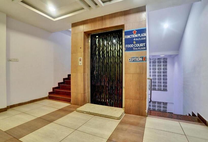 酒店 Townhouse Eluru