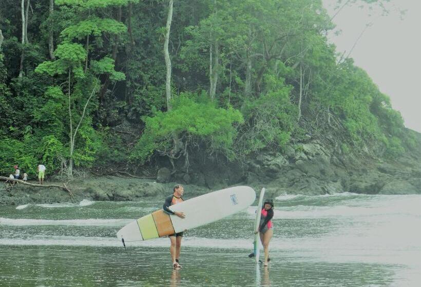 پانسیون Jaco Surf Beachbungalow