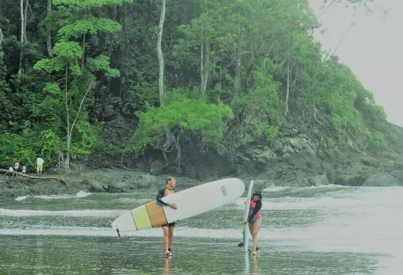 Majatalo Jaco Surf Beachbungalow