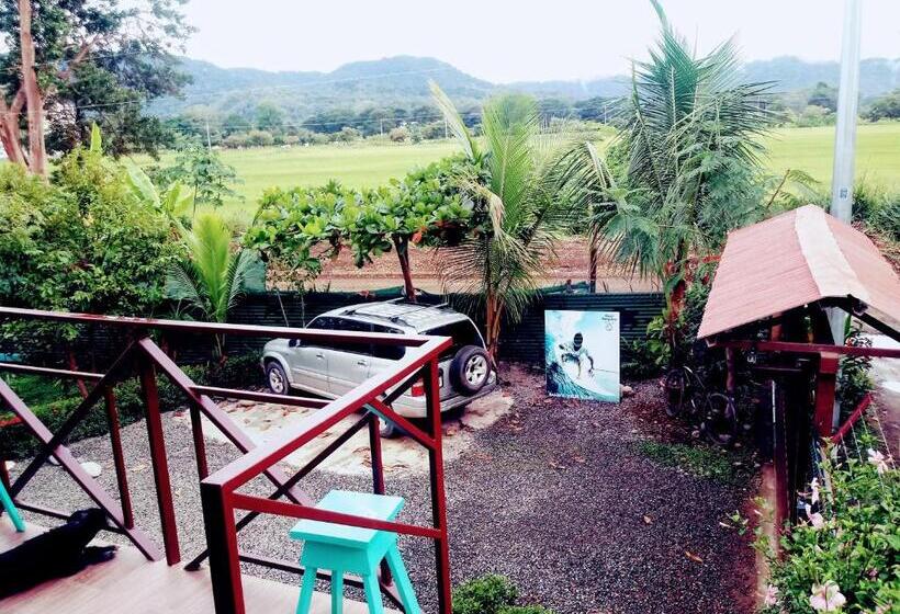 پانسیون Jaco Surf Beachbungalow