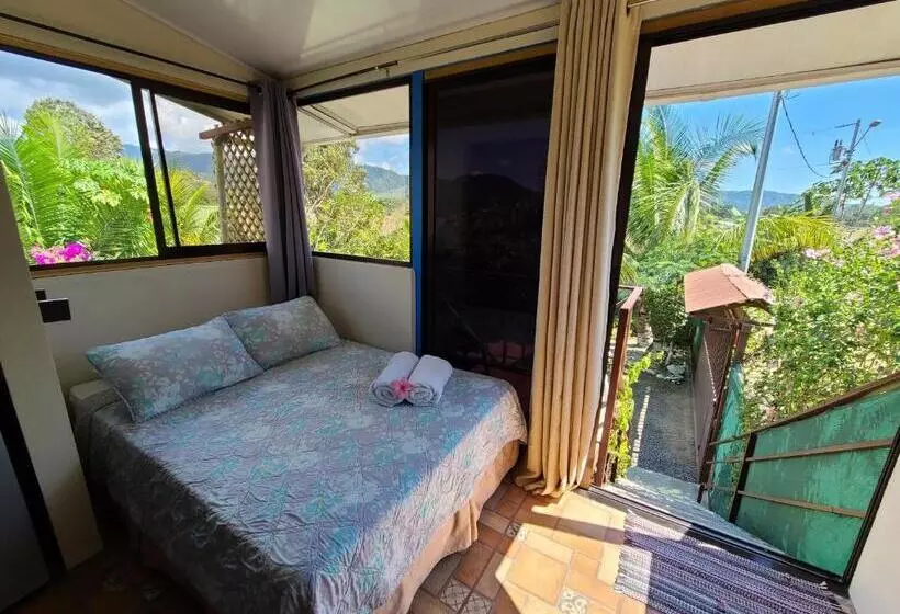 Majatalo Jaco Surf Beachbungalow