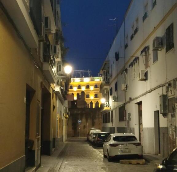 هاستل Como En Casa Habitacion Privada En Piso Familiar